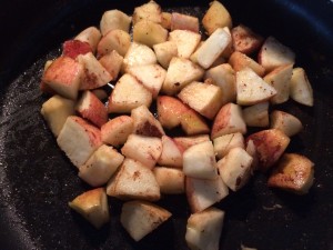 Stir and coat apples well with the spices.