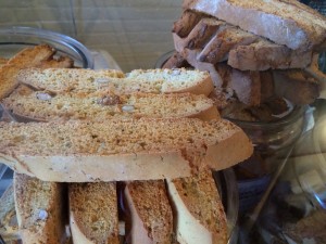 Even the biscotti are gigantic!