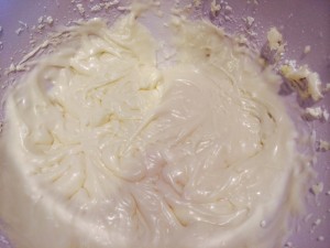 Glaze Icing is the perfect decorative finish for cutout cookies, coffee cakes, and many more sweet treats!